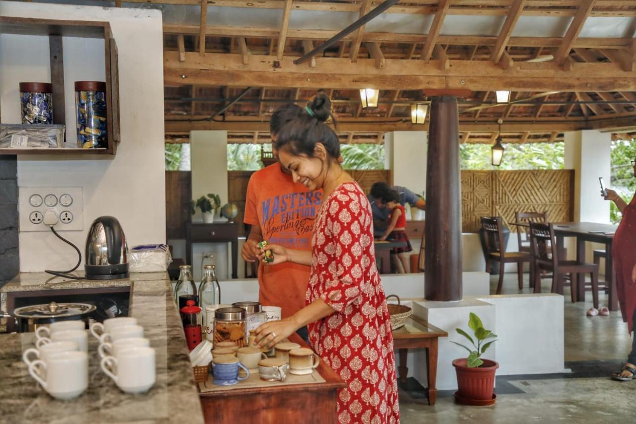 Hotel Vala House Cherai Beach Esterno foto